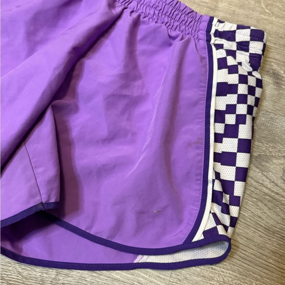 •NIKE• RUNNING SHORTS - Picture 6 of 6
